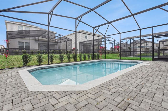 Image No.34-5 Bed Property for sale