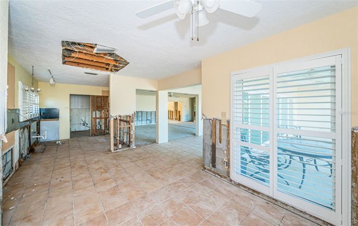 Image No.24-Propriété de 6 chambres à vendre à Treasure Island