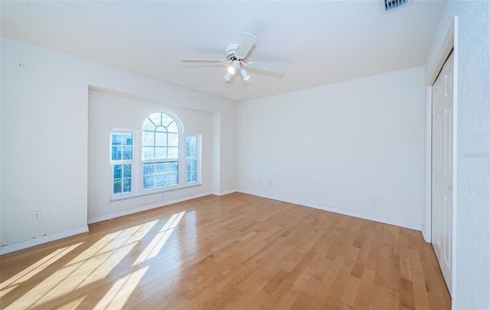 Image No.33-Propriété de 6 chambres à vendre à Treasure Island