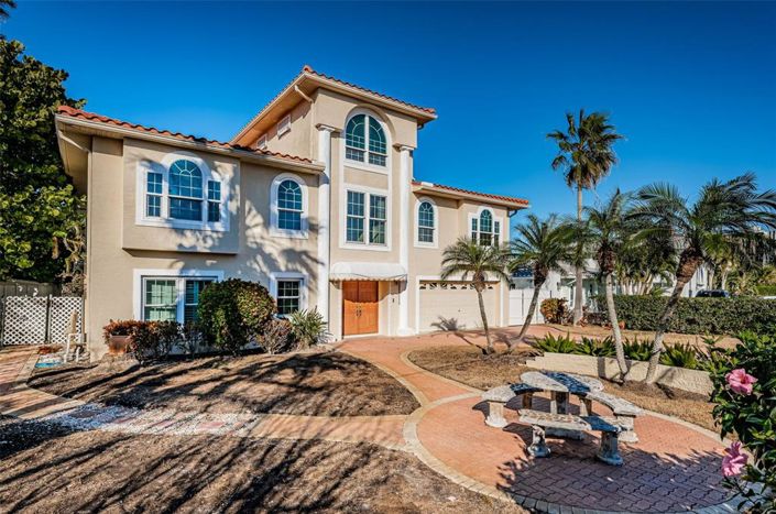 Image No.6-Propriété de 6 chambres à vendre à Treasure Island