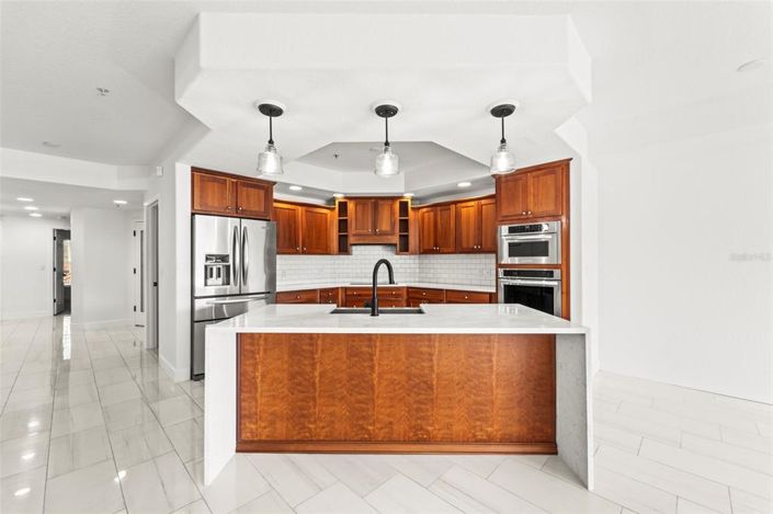 Image No.14-3 Bed Property for sale