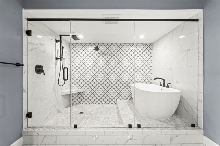 Image No.28-3 Bed Property for sale