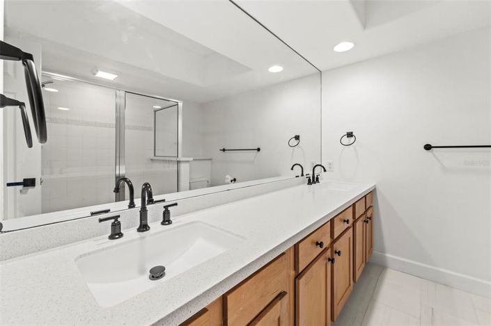 Image No.35-3 Bed Property for sale