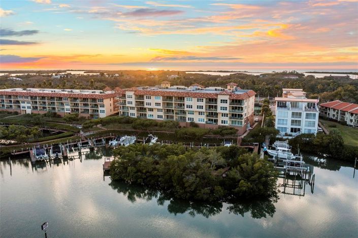 Image No.57-3 Bed Property for sale