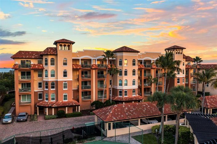 Image No.60-3 Bed Property for sale