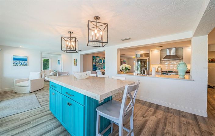 Image No.32-5 Bed Property for sale