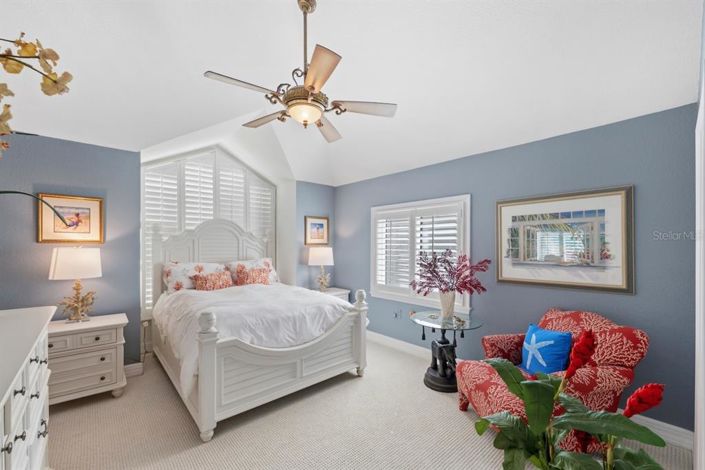 Image No.48-4 Bed Townhouse for sale