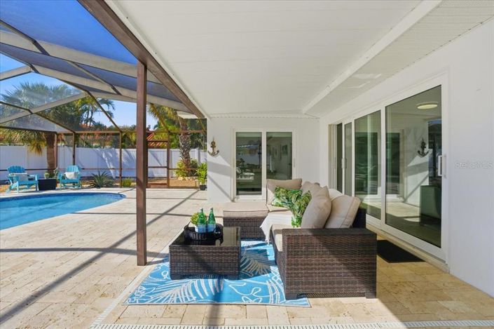 Image No.15-3 Bed Property for sale