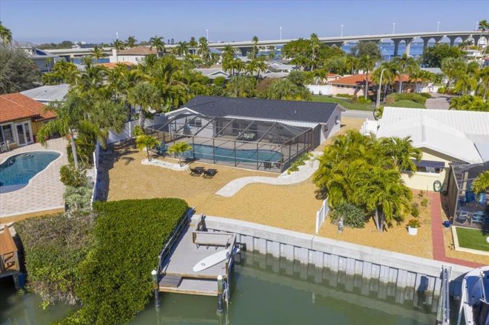 Image No.24-3 Bed Property for sale