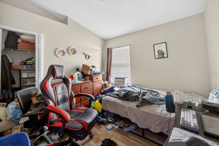 Image No.11-5 Bed Property for sale