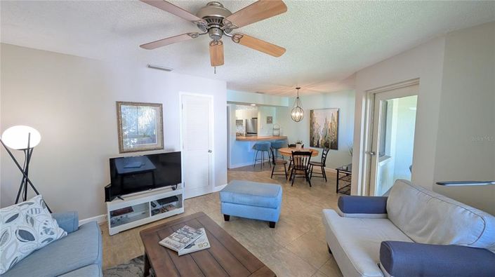 Image No.12-1 Bed Property for sale