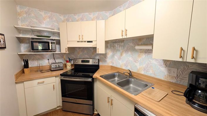 Image No.23-1 Bed Property for sale