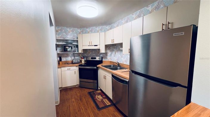 Image No.24-1 Bed Property for sale