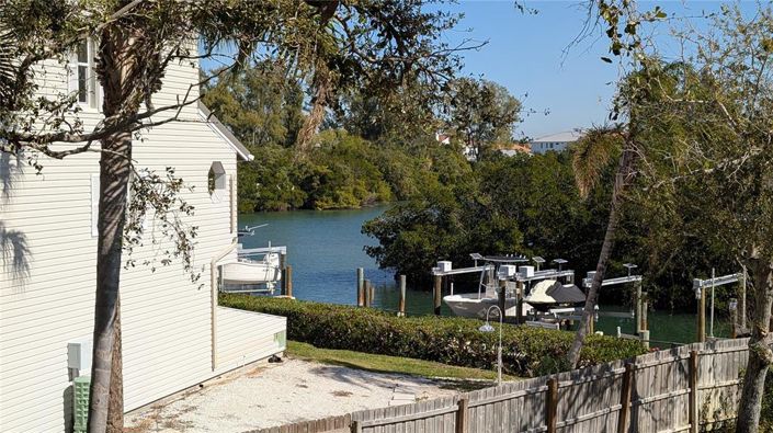 Image No.31-1 Bed Property for sale