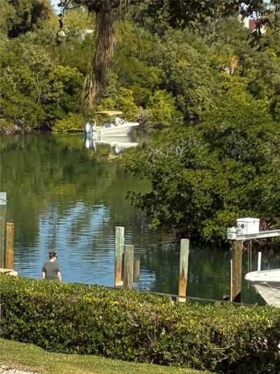 Image No.55-1 Bed Property for sale