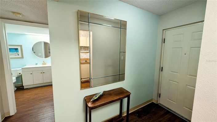 Image No.8-1 Bed Property for sale