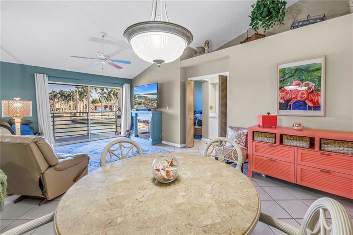 Image No.12-2 Bed Property for sale