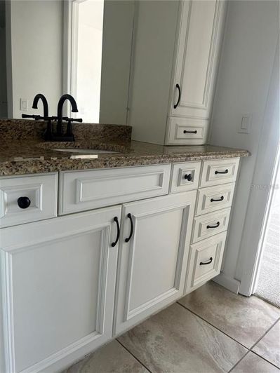 Image No.18-2 Bed Property for sale