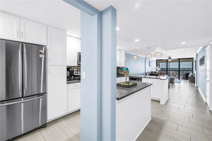 Image No.8-2 Bed Property for sale