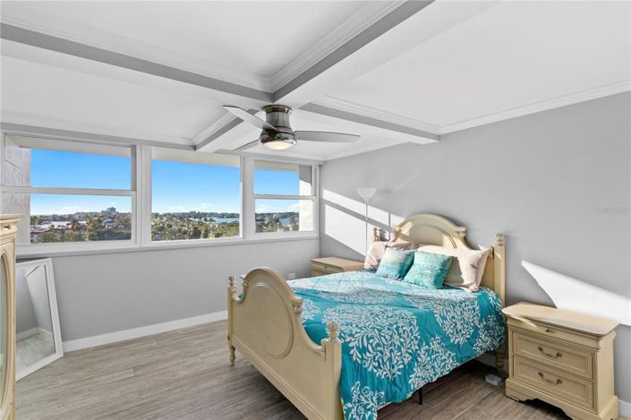 Image No.19-2 Bed Property for sale