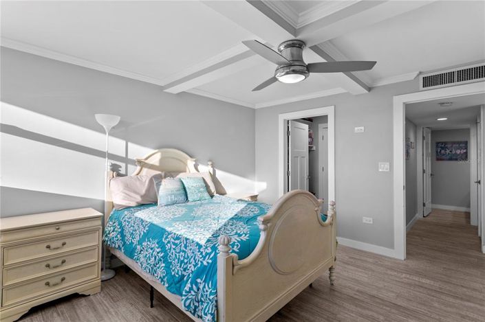 Image No.20-2 Bed Property for sale