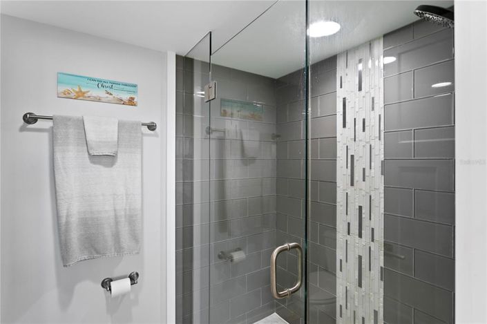 Image No.25-2 Bed Property for sale