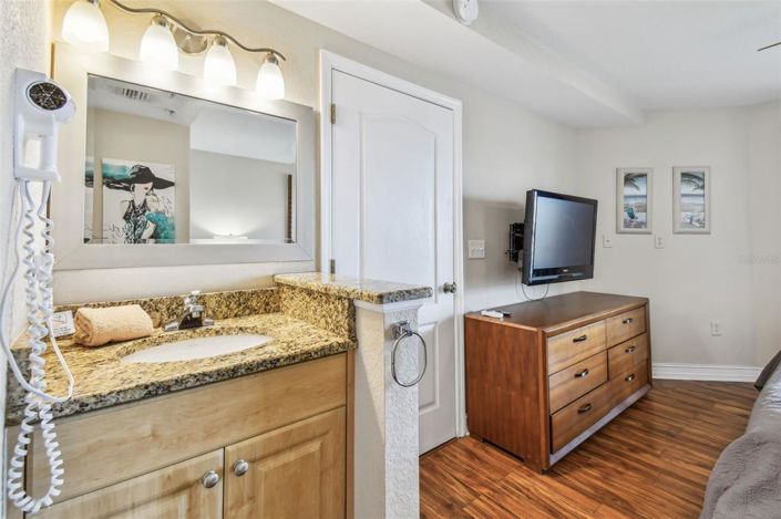 Image No.32-2 Bed Property for sale