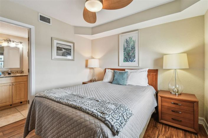 Image No.36-2 Bed Property for sale