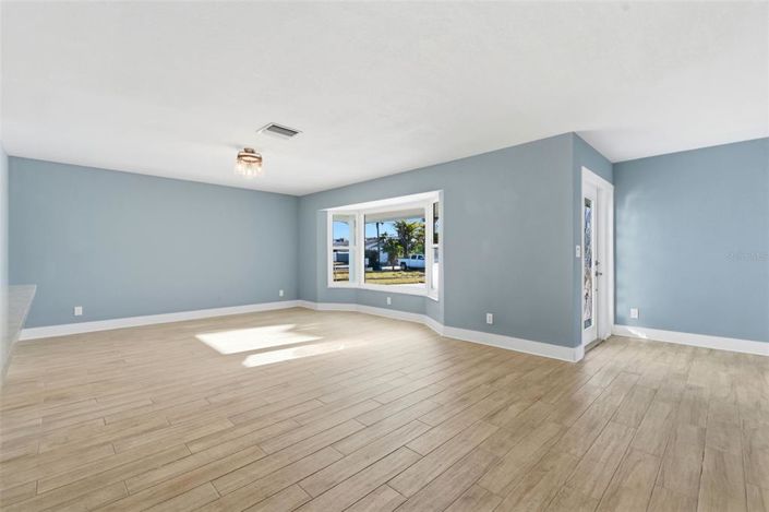 Image No.12-Propriété de 3 chambres à vendre à Treasure Island