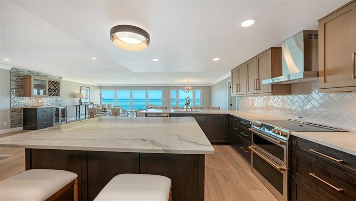 Image No.13-3 Bed Property for sale