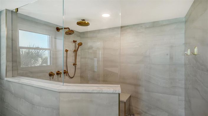 Image No.24-3 Bed Property for sale