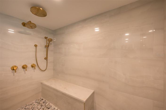 Image No.25-3 Bed Property for sale