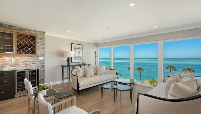 Image No.7-3 Bed Property for sale