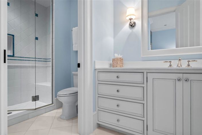 Image No.33-5 Bed Property for sale