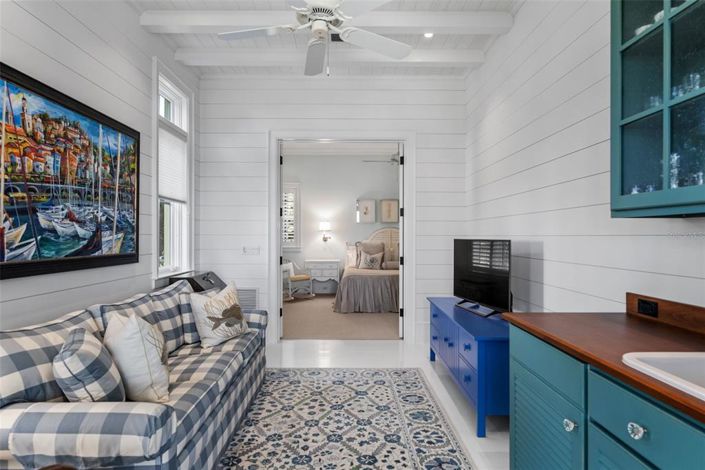 Image No.35-5 Bed Property for sale