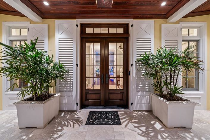 Image No.4-5 Bed Property for sale