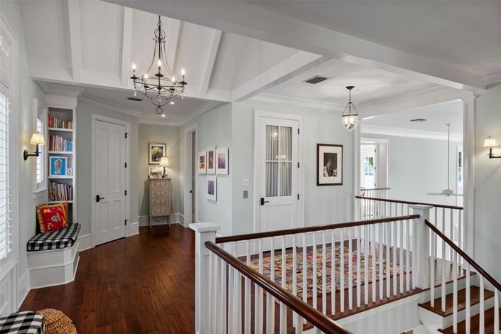 Image No.40-5 Bed Property for sale