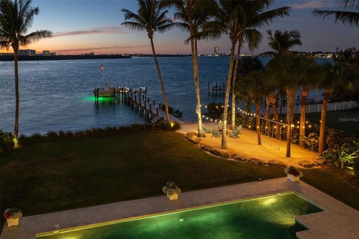 Image No.51-5 Bed Property for sale