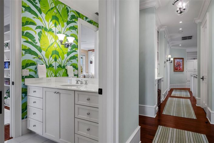 Image No.54-5 Bed Property for sale