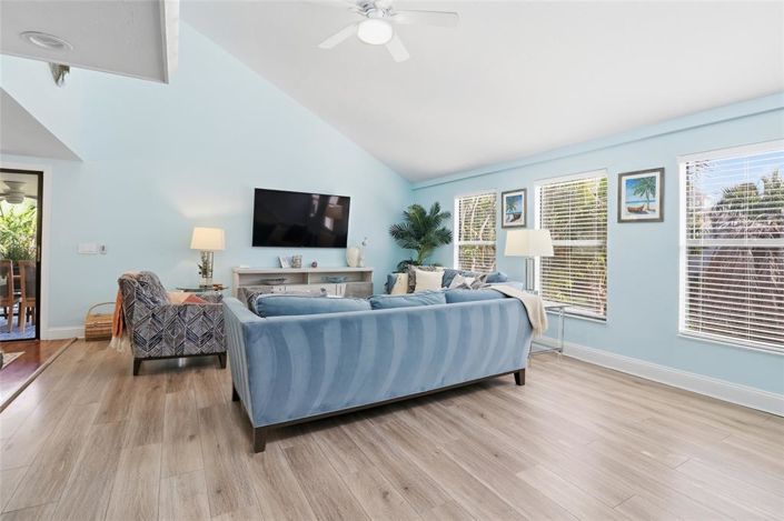 Image No.18-4 Bed Property for sale