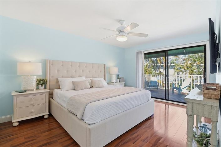 Image No.20-4 Bed Property for sale