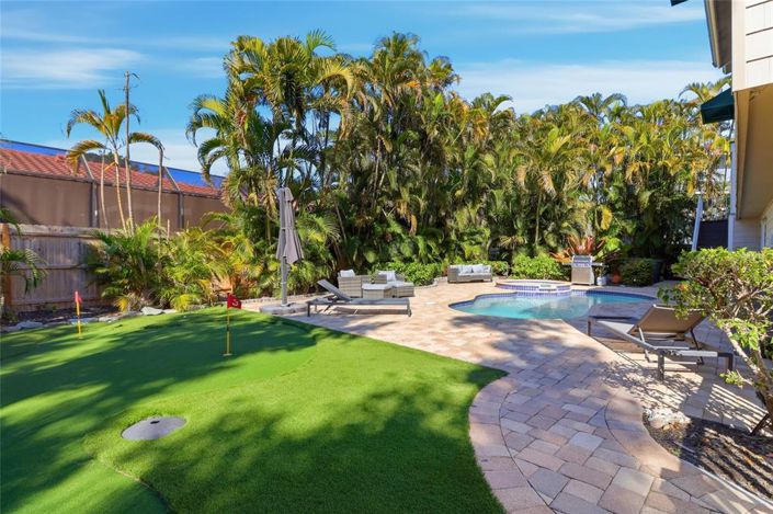 Image No.40-4 Bed Property for sale