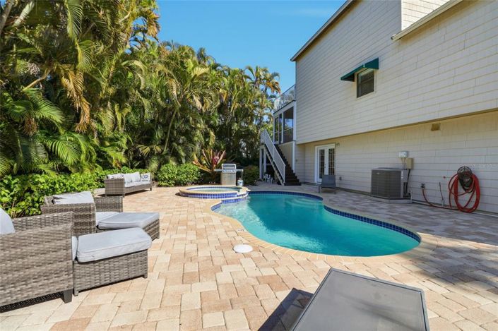 Image No.45-4 Bed Property for sale