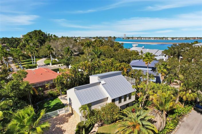 Image No.51-4 Bed Property for sale