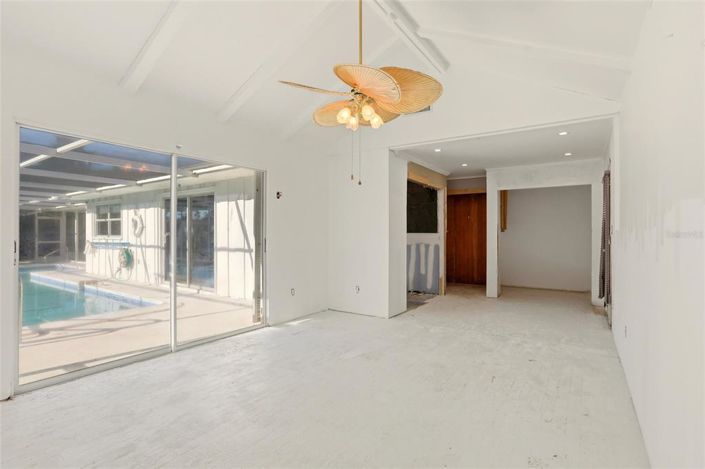 Image No.23-3 Bed Property for sale