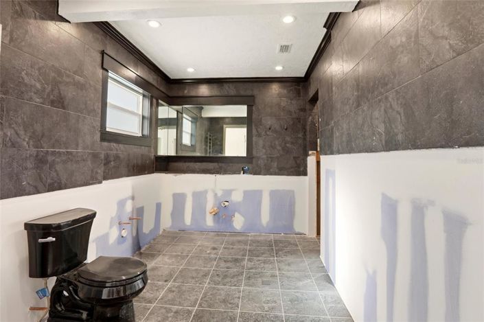 Image No.24-3 Bed Property for sale