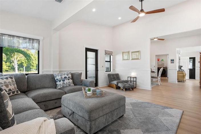 Image No.12-3 Bed Property for sale