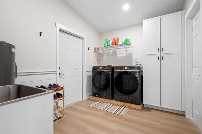 Image No.25-3 Bed Property for sale