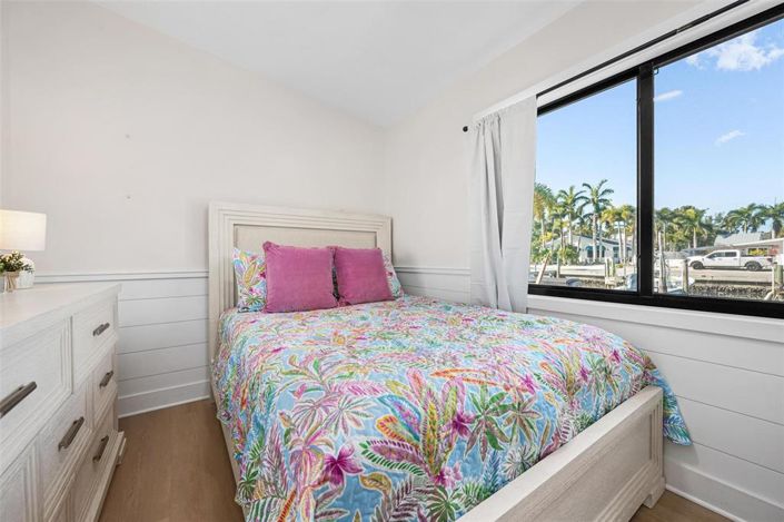 Image No.26-3 Bed Property for sale