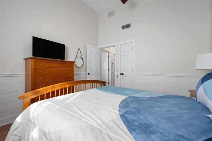 Image No.32-3 Bed Property for sale